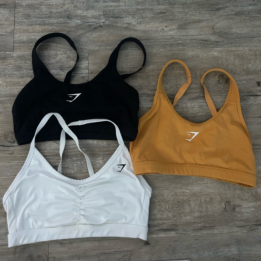 Gymshark bundle sports bra
